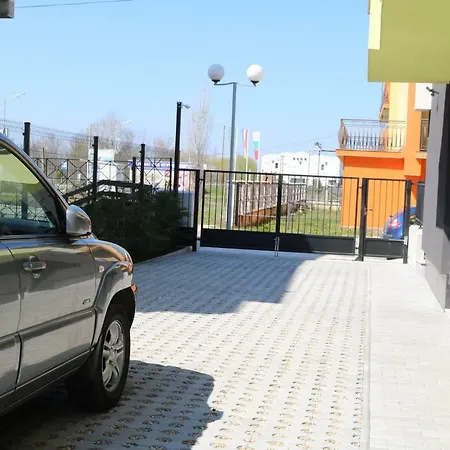 сем. павлови Apartment Obzor