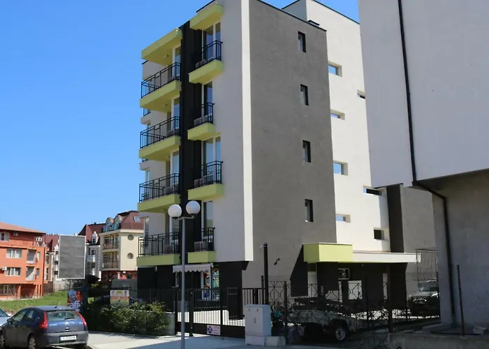 сем. павлови Apartment *